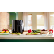 PHILIPS Air Fryer HD9200/90, uses up to 90% less fat, 1400W, 4.1 Liter, with Rapid Air Technology (Black), Large